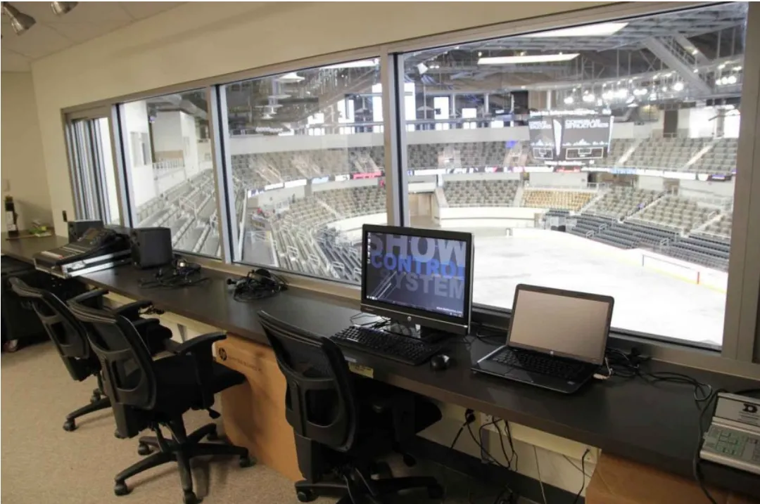 Pepsi coliseum commentator room 