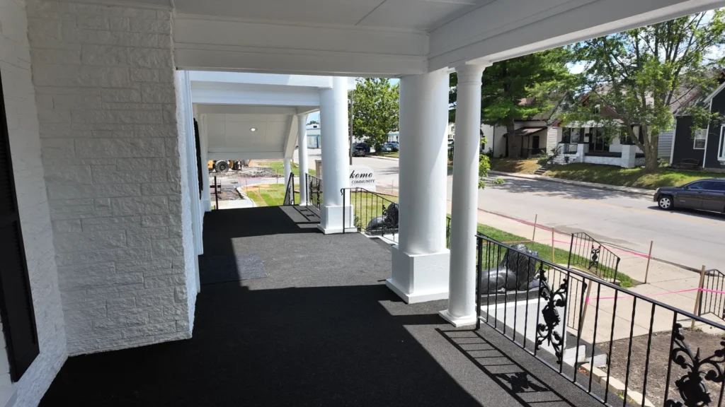 Kokomo apartment portch