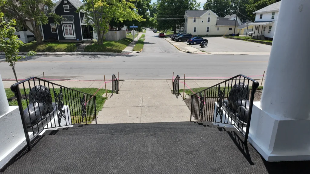 Kokomo apartment entrance stairs